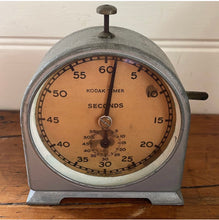 Load image into Gallery viewer, Vintage Kodak Photography Developing Timer