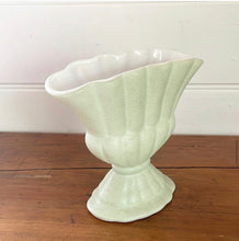 Load image into Gallery viewer, Raynham Vase 45 Vintage Flower Vessel
